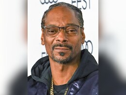 Snoop Dogg Responds To Haters "With Love" Over Appearing At Trump Inauguration Ball: "Still 100% Black" Snoop Dogg Responds To Haters "With Love" Over Appearing At Trump Inauguration Ball: "Still 100% Black"