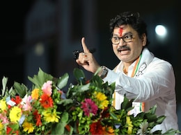 Dhananjay Munde Resignation : राजीनामा देण्यास नकार, मुख्यमंत्र्यांची ताकीद; पडद्यामागे घडल्या नाट्यमय घडामोडी Dhananjay Munde Resignation : राजीनामा देण्यास नकार, मुख्यमंत्र्यांची ताकीद; पडद्यामागे घडल्या नाट्यमय घडामोडी