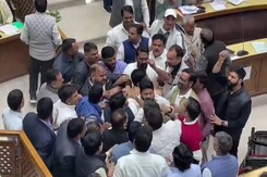 BJP vs Congress In Jaipur Municipal Meet Over Jagatpura Land Lease Issue BJP vs Congress In Jaipur Municipal Meet Over Jagatpura Land Lease Issue