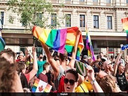 What Is Androgynosexuality? Exploring The Growing Trend Of Gender-Blended Attraction What Is Androgynosexuality? Exploring The Growing Trend Of Gender-Blended Attraction