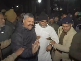 Prashant Kishor, On Strike Backing Protesting Students, Arrested In Patna Prashant Kishor, On Strike Backing Protesting Students, Arrested In Patna