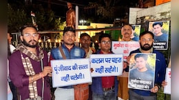 बिलासपुर में पत्रकार मुकेश चंद्राकर की हत्या पर विरोध तेज, उठी पत्रकार सुरक्षा कानून की मांग