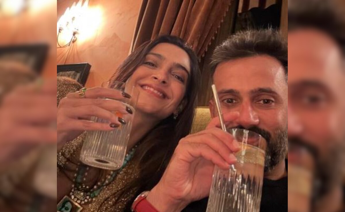 Inside Sonam Kapoor And Anand Ahuja's New Year Celebrations. Bonus - Vayu