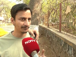 जॉब छूटी, शादी टूटी और रिश्तेदारों ने फेरा मुंह... सैफ पर हमले के बाद कैसे बर्बाद हुई बेगुनाह आकाश की जिंदगी जॉब छूटी, शादी टूटी और रिश्तेदारों ने फेरा मुंह... सैफ पर हमले के बाद कैसे बर्बाद हुई बेगुनाह आकाश की जिंदगी