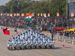 Republic Day 2025: गणतंत्र दिवस में शामिल होने से पहले जान लें राष्ट्रगान जन गण मन को सही से गाने के नियम Republic Day 2025: गणतंत्र दिवस में शामिल होने से पहले जान लें राष्ट्रगान जन गण मन को सही से गाने के नियम