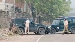 Video: पहले बैखौफ होकर क्रिकेट ग्राउंड पर तेज रफ्तार से दौड़ाई थार, फिर पुलिस को देखकर फूले हाथ-पैर