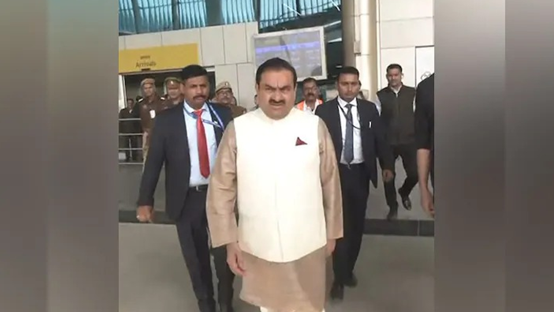 Gautam Adani Joins Maha Kumbh 2025, Embraces Spiritual Devotion