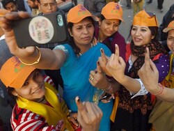 AAP, BJP, Congress Offer Cash Transfers, Chase 'Women Power' In Delhi Poll