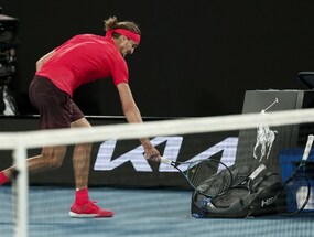 Furious Alexander Zverev Loses Cool, Smashes Racquet Repeatedly During Australian Open 2025 Final