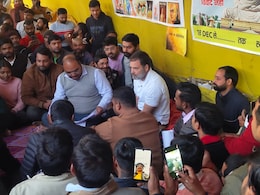 Rahul Gandhi Meets Protesting Students In Patna, Has This Message For Nitish Kumar Rahul Gandhi Meets Protesting Students In Patna, Has This Message For Nitish Kumar