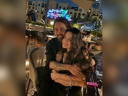 Nirvaan Birla Shuts Down Dating Rumours With "Family Friend" Ameesha Patel Nirvaan Birla Shuts Down Dating Rumours With "Family Friend" Ameesha Patel