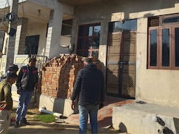 जयपुर में डबल मर्डर से सनसनी, सांगानेर इलाके में पति-पत्नी की गोली मारकर की हत्या, जांच शुरू जयपुर में डबल मर्डर से सनसनी, सांगानेर इलाके में पति-पत्नी की गोली मारकर की हत्या, जांच शुरू