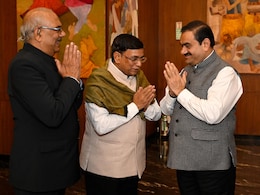 महाकुंभ में गीता प्रेस के साथ सनातन साहित्य सेवा करेगा अदाणी ग्रुप, 1 करोड़ श्रद्धालुओं को बांटेगा आरती संग्रह महाकुंभ में गीता प्रेस के साथ सनातन साहित्य सेवा करेगा अदाणी ग्रुप, 1 करोड़ श्रद्धालुओं को बांटेगा आरती संग्रह