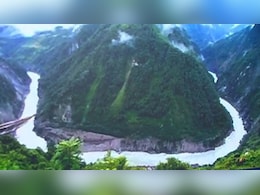 ब्रह्मपुत्र का पानी बांध रहा चीन… जानिए भारत ने आज दिए कौन से दो सख्त संदेश ब्रह्मपुत्र का पानी बांध रहा चीन… जानिए भारत ने आज दिए कौन से दो सख्त संदेश