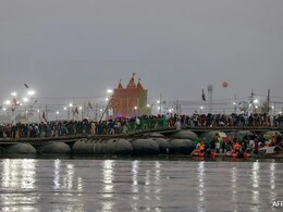 Mahakumbh 2025 : 27 जनवरी को डेढ़ करोड़ से ज्यादा श्रद्धालुओं ने त्रिवेणी संगम में लगाई आस्था की डुबकी Mahakumbh 2025 : 27 जनवरी को डेढ़ करोड़ से ज्यादा श्रद्धालुओं ने त्रिवेणी संगम में लगाई आस्था की डुबकी