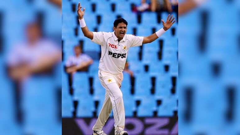 RSA vs PAK 2nd Test: पाकिस्तानी पेसर मोहम्मद अब्बास का सुपर कारनामा, 147 साल के इतिहास में कोई दूसरा नहीं कर सका