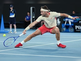 Zheng Qinwen, Casper Ruud Win As Rain Lashes Australian Open On Day One