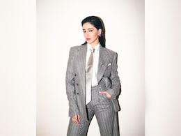 Janhvi Kapoor's "Belly Dancing" To Triptii Dimri's "Fearlessness", Ananya Panday Praises Her Contemporaries