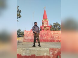 बीजापुर में नक्सलियों के ट्रेनिंग कैंप पर जवानों का कब्जा, स्मारक को किया ध्वस्त बीजापुर में नक्सलियों के ट्रेनिंग कैंप पर जवानों का कब्जा, स्मारक को किया ध्वस्त