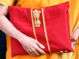 वित्त मंत्री सीतारमण के पिटारे से क्या निकलेगा? व्यापारी वर्ग से आम लोगों को बजट से हैं ये उम्मीदें वित्त मंत्री सीतारमण के पिटारे से क्या निकलेगा? व्यापारी वर्ग से आम लोगों को बजट से हैं ये उम्मीदें