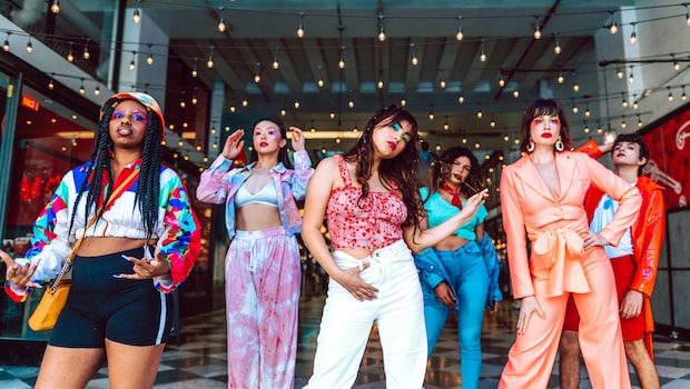 Indie Sleaze Revival: Bold Edge with Ease
