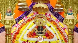 खाटूश्यामजी मंदिर के पास दुकानों पर चला नगर पालिका का डंडा! पहले थमाया नोटिस... फिर उठा ले गए सामान