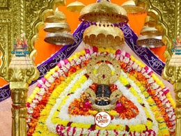 खाटूश्यामजी मंदिर के पास दुकानों पर चला नगर पालिका का डंडा! पहले थमाया नोटिस... फिर उठा ले गए सामान खाटूश्यामजी मंदिर के पास दुकानों पर चला नगर पालिका का डंडा! पहले थमाया नोटिस... फिर उठा ले गए सामान