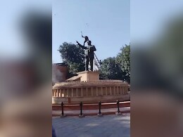 Man Uses Hammer To Deface Ambedkar Statue In Amritsar Man Uses Hammer To Deface Ambedkar Statue In Amritsar