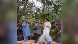 <i>Dil Chahta Hai</i> Reunion: Aamir Khan, Shankar Mahadevan And Farhan Akhtar Light Up Javed Akhtar's Birthday