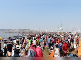 महाकुंभ में आकर्षण का केंद्र बना जल जीवन मिशन पवेलियन, लोगों ने की PM मोदी की तारीफ महाकुंभ में आकर्षण का केंद्र बना जल जीवन मिशन पवेलियन, लोगों ने की PM मोदी की तारीफ