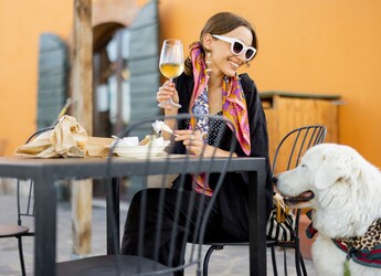 5 Reasons To Convince You To Go On A Solo Dining Experience 5 Reasons To Convince You To Go On A Solo Dining Experience