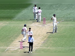 IND vs AUS: "अब इसकी जिम्मेदारी..." पूर्व भारतीय कप्तान ने सिडनी की पिच पर उठाए सवाल, ICC को दिया अहम सुझाव IND vs AUS: "अब इसकी जिम्मेदारी..." पूर्व भारतीय कप्तान ने सिडनी की पिच पर उठाए सवाल, ICC को दिया अहम सुझाव