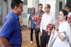 "Grateful To Mamata Didi": Arvind Kejriwal Gets Trinamool Support For Delhi Polls "Grateful To Mamata Didi": Arvind Kejriwal Gets Trinamool Support For Delhi Polls