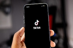 TikTok Plans To Keep Paying US Employees TikTok Plans To Keep Paying US Employees