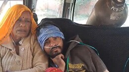 साहब मैं जिंदा हूं... सरकारी फाइलों ने जिसे बताया मृत उसने कलेक्ट्रेट पहुंच लगाई ये गुहार