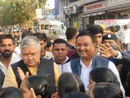 जोधपुर में छात्राएं विधायक के सामने पुलिस पर लगाती रहीं गंभीर आरोप, हंसते दिखे बीजेपी जिला महामंत्री महेंद्र मेघवाल, वीडियो वायरल