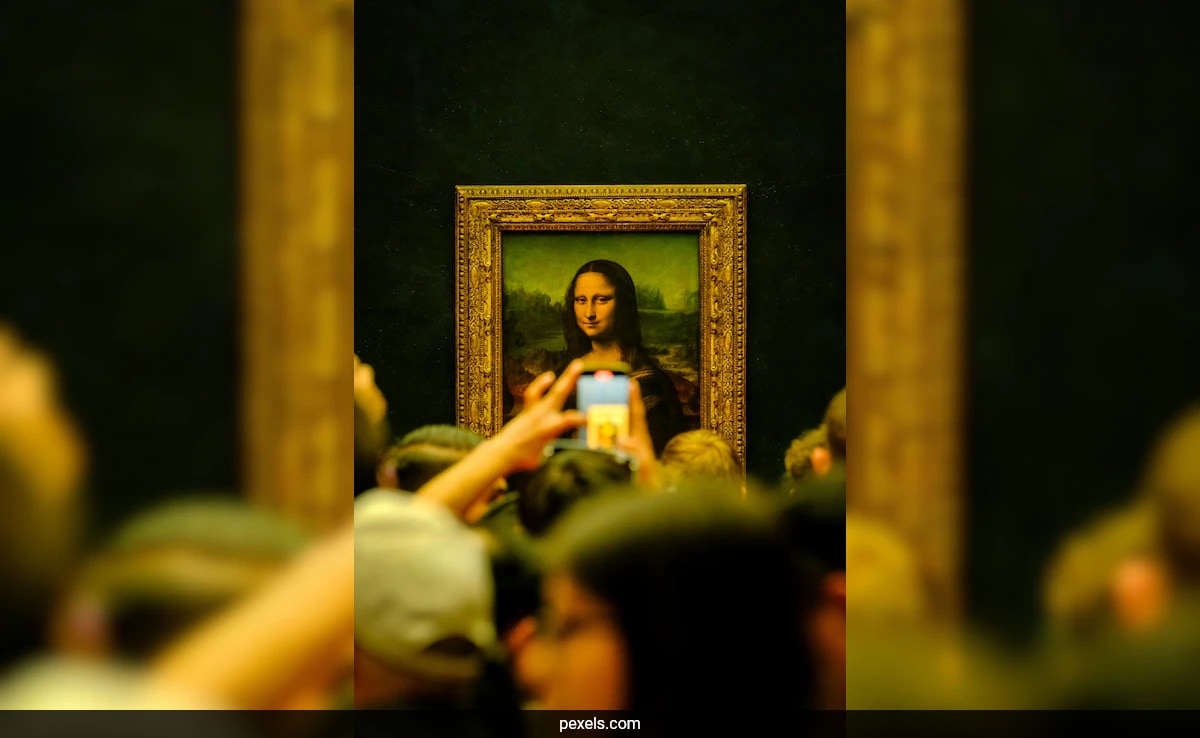 Mona Lisa's New Louvre Room: A Museum Renovation