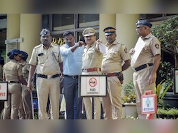 मुंबई के इन पुलिस थाना क्षेत्रों में बसता है बॉलीवुड, उत्साही फैंस से लेकर चोरों तक से पड़ता है पाला