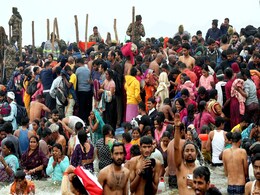 महाकुंभ में मची भगदड़ की जांच के लिए संगम तट पहुंचा न्यायिक आयोग, अस्पताल का भी किया दौरा महाकुंभ में मची भगदड़ की जांच के लिए संगम तट पहुंचा न्यायिक आयोग, अस्पताल का भी किया दौरा