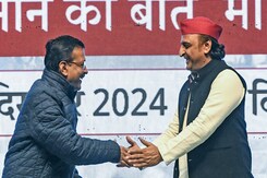 "Strong, Can Defeat BJP": Akhilesh Yadav Supports AAP Over Congress In Delhi "Strong, Can Defeat BJP": Akhilesh Yadav Supports AAP Over Congress In Delhi