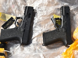 Beed Crime : बीड प्रकरणातून घेतला धडा, पिस्तूलराज रोखण्यासाठी राज्य सरकारकडून मोठं पाऊल  Beed Crime : बीड प्रकरणातून घेतला धडा, पिस्तूलराज रोखण्यासाठी राज्य सरकारकडून मोठं पाऊल