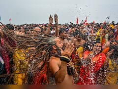 संगम पर भगवा समंदर.... महाकुंभ का सबसे अद्भुत वीडियो देखिए