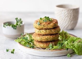 Moringa Flowers As A Snack? Meet Maska Phool Dangar, The Goan Delight You'll Love Moringa Flowers As A Snack? Meet Maska Phool Dangar, The Goan Delight You'll Love