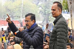 BJP vs AAP Over Delhi Voter Manipulation BJP vs AAP Over Delhi Voter Manipulation