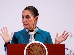 'If They Do This To Me': Man Gropes Mexican President, Tries To Kiss Her