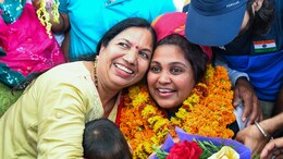 राजस्थान की पैरालंपिक शूटर मोना अग्रवाल को अर्जुन अवार्ड; पोलियो, बैंक की नौकरी और मां के दायित्व के साथ जीता था मेडल