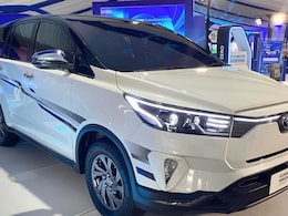 Toyota Innova Crysta Electric Breaks Cover With 59.3 kWh Battery, 700 Nm Torque