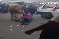 Cops Beat Up Mentally Challenged Man On Road In Bihar, 2 Suspended Cops Beat Up Mentally Challenged Man On Road In Bihar, 2 Suspended
