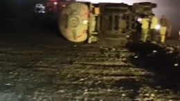 NH-68 पर गैस से भरा टैंकर पलटने से मचा हडकंप, मौके पर पहुंची फायर ब्रिगेड की गाड़ियां, जाम हुआ रास्ता