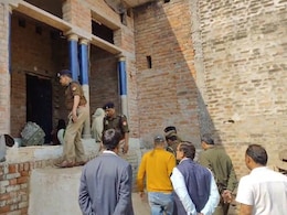 जिसके प्यार में राहुल बना मुर्शिद उसी की कर दी हत्या, आक्रोशित प्रेमिका के परिजनों ने प्रेमी को पीट-पीटकर मार डाला जिसके प्यार में राहुल बना मुर्शिद उसी की कर दी हत्या, आक्रोशित प्रेमिका के परिजनों ने प्रेमी को पीट-पीटकर मार डाला